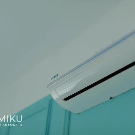 Lägenhet Miku - Bright 1 Bedroom At Olympic Tirana