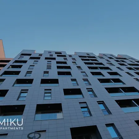 Miku - Bright 1 Bedroom At Olympic Tirana