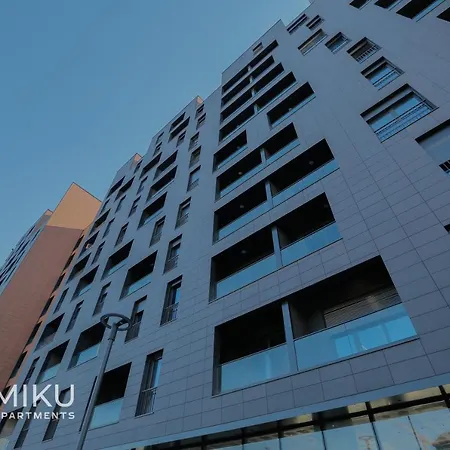 Lägenhet Miku - Bright 1 Bedroom At Olympic Tirana